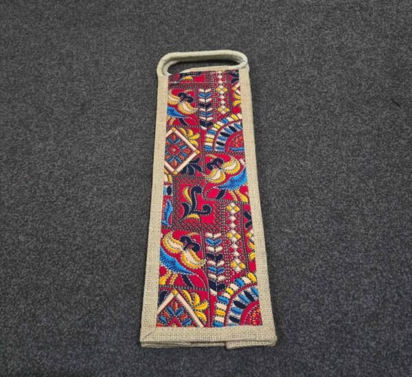 Handcrafted Printed Jute Wine Bottle Bag – with 4 Unique Colors - Image 3
